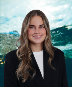 Clean Employees Izabelle Rødsten IBR